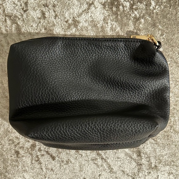 Antik Kraft Black and White Clutch with Minimalist Design - Picture 1 of 3
